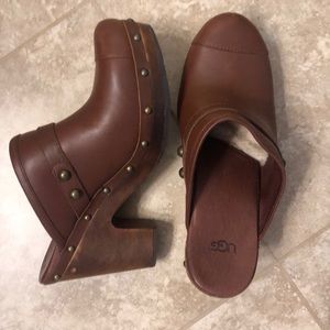 Ugg clogs with wood heel
